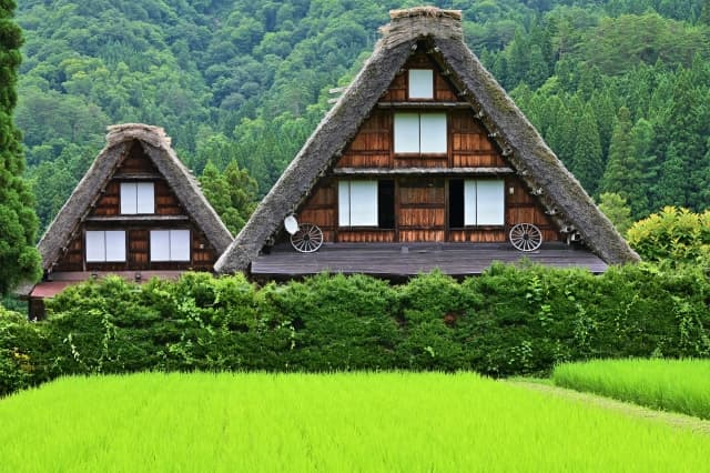 Gero Onsen – With Easy Trips to Takayama and Shirakawa-go